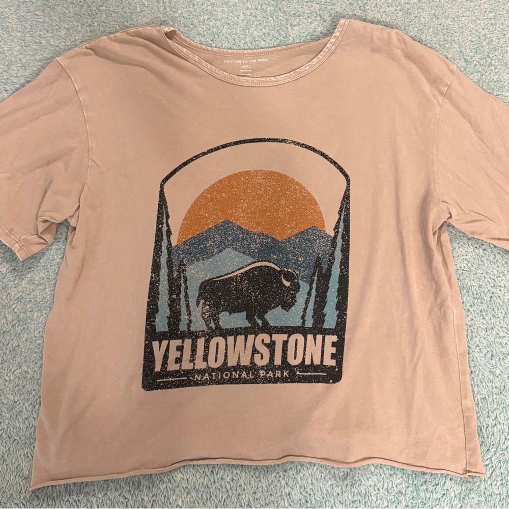 Yellowstone National Park Graphic T-Shirt
